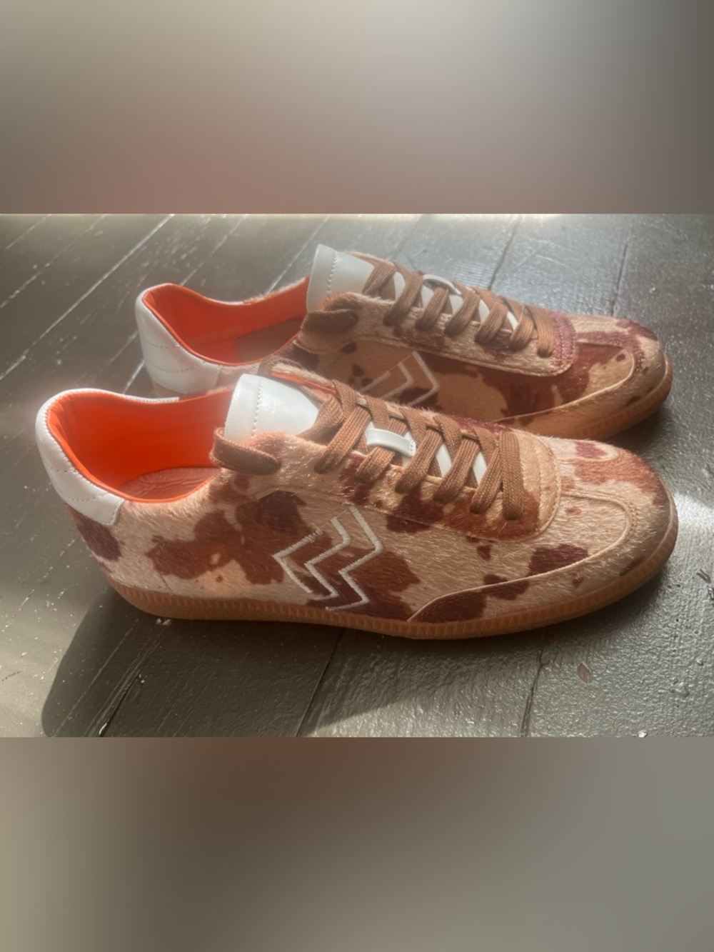 Brown Cowhide Pattern Sneakers - Casual Low Top